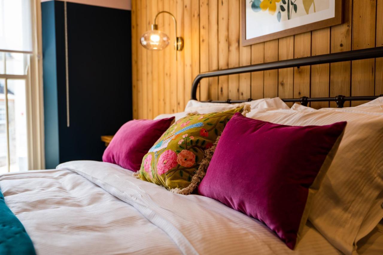 The Sheep And Penguin Hotell Wells Exteriör bild